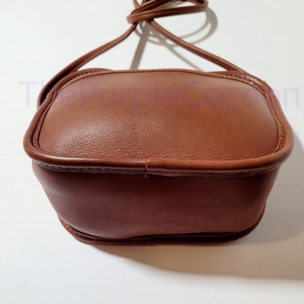 SOLD!!! Vintage Coach Hadley Zip #9935 - Picture 6 of 9